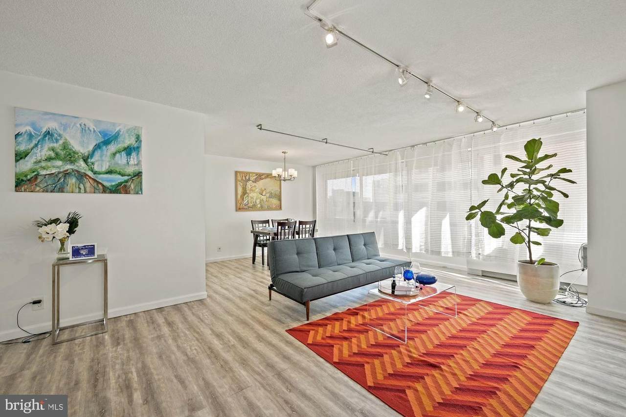 4515 Willard Avenue - Photo 1
