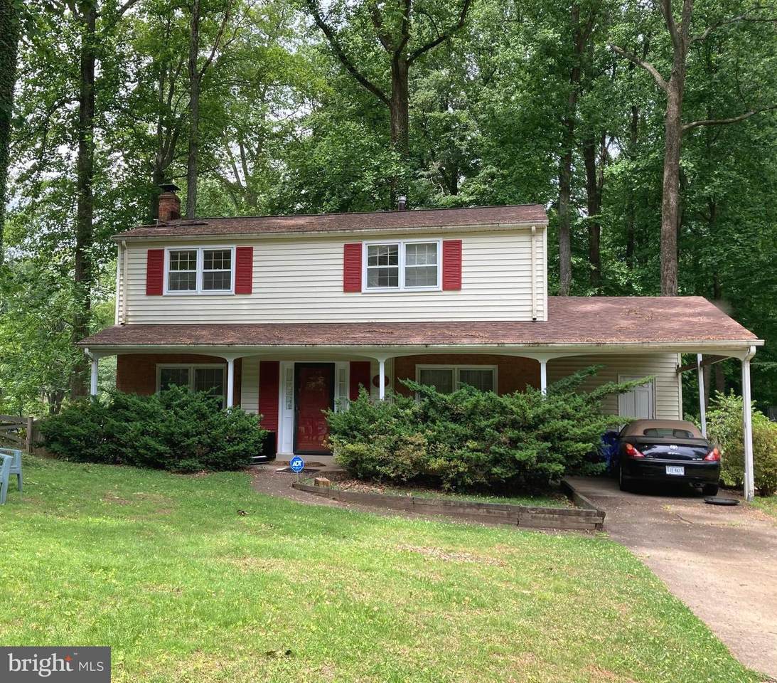 4825 Red Fox Drive - Photo 1