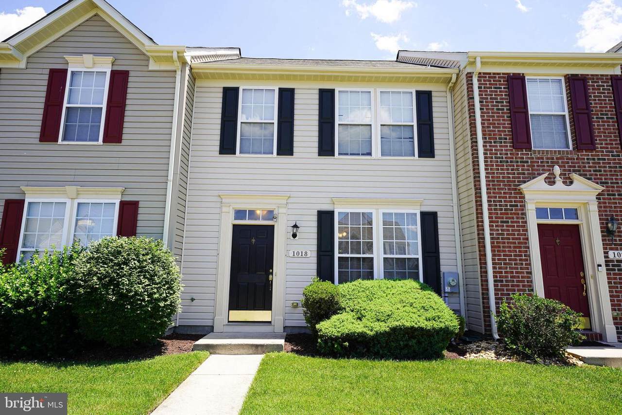 1018 Meadow View Drive - Photo 1
