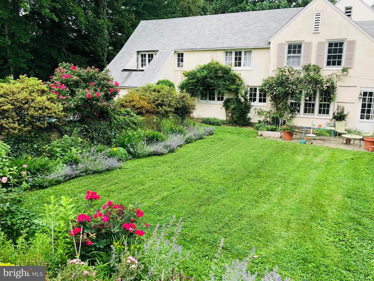 107 Ringwood Road - Photo 1