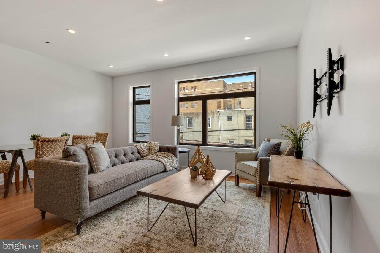 634 Flora Street - Photo 1
