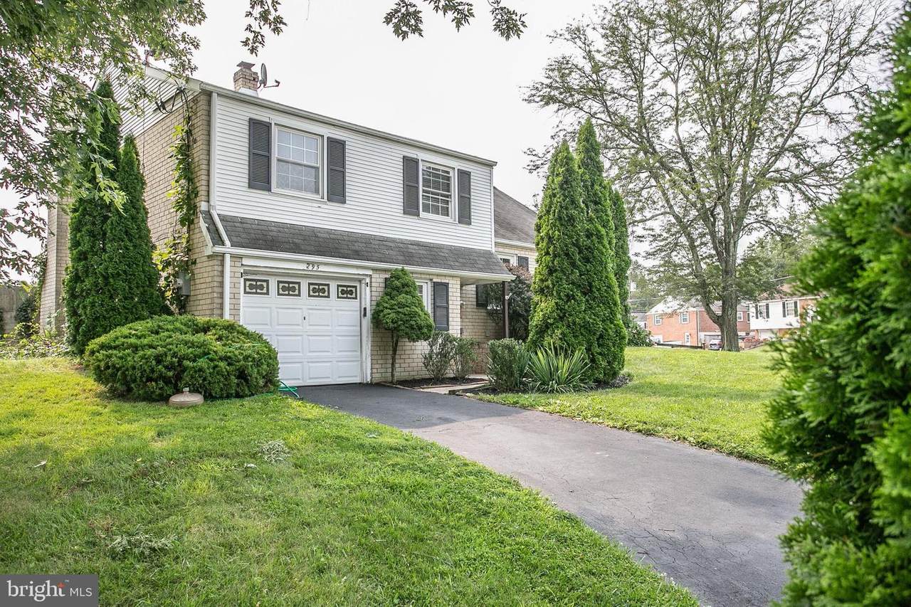 295 Roberts Drive - Photo 1