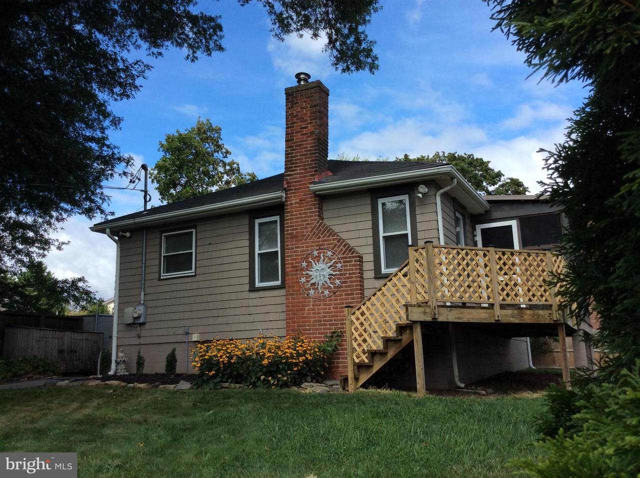 120 East Maple Avenue - Photo 1