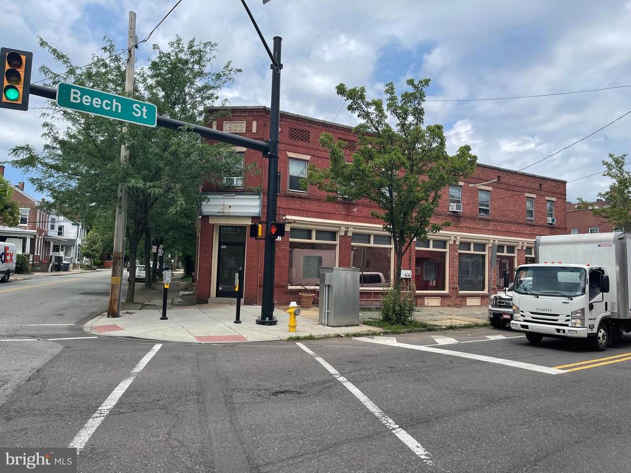 206 Charlotte Street - Photo 1