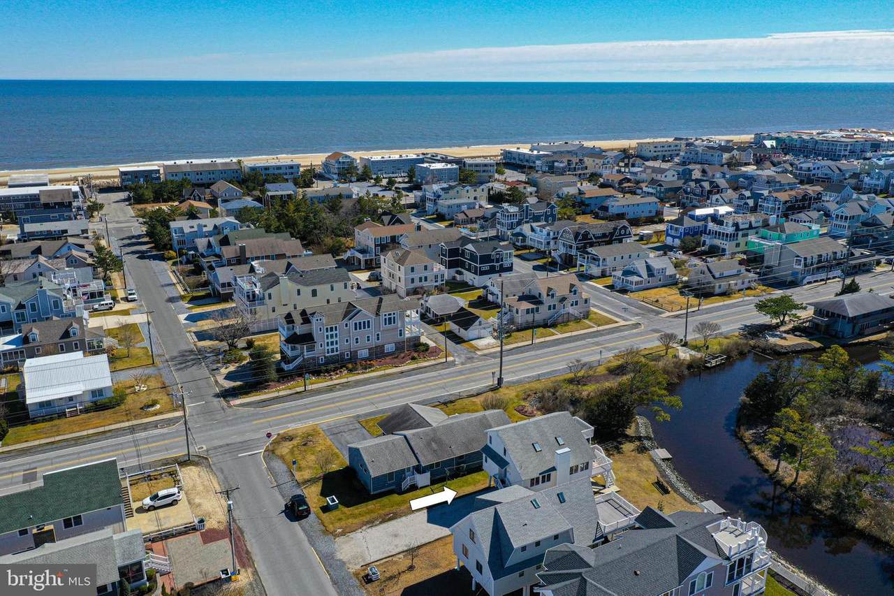 204 2ND Street - Photo 1