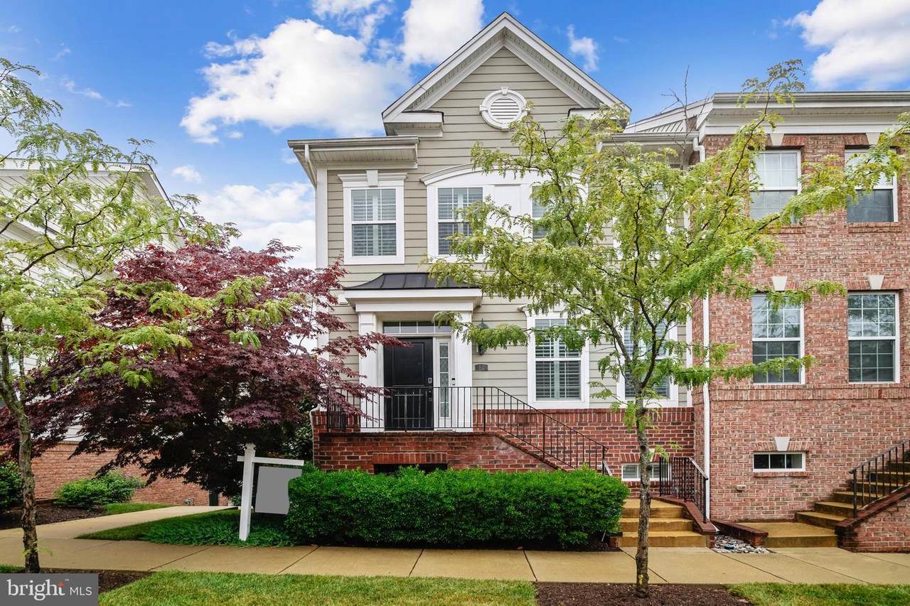 12 Derby Drive - Photo 1