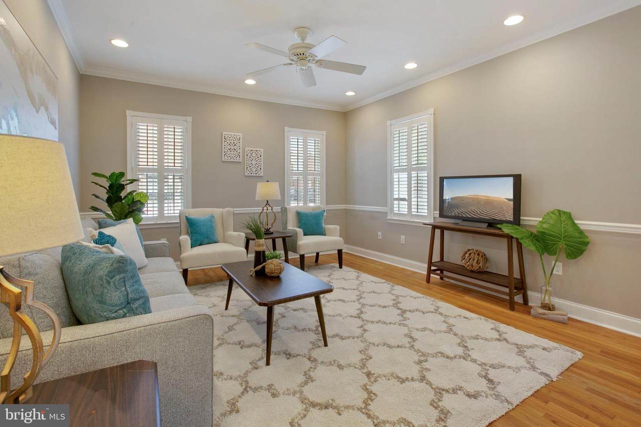 223 Fort Avenue - Photo 1