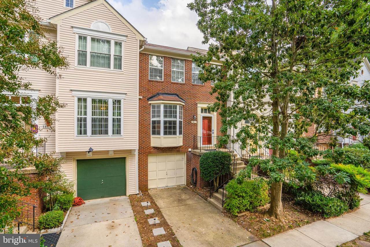 5811 Walden Commons Court - Photo 1