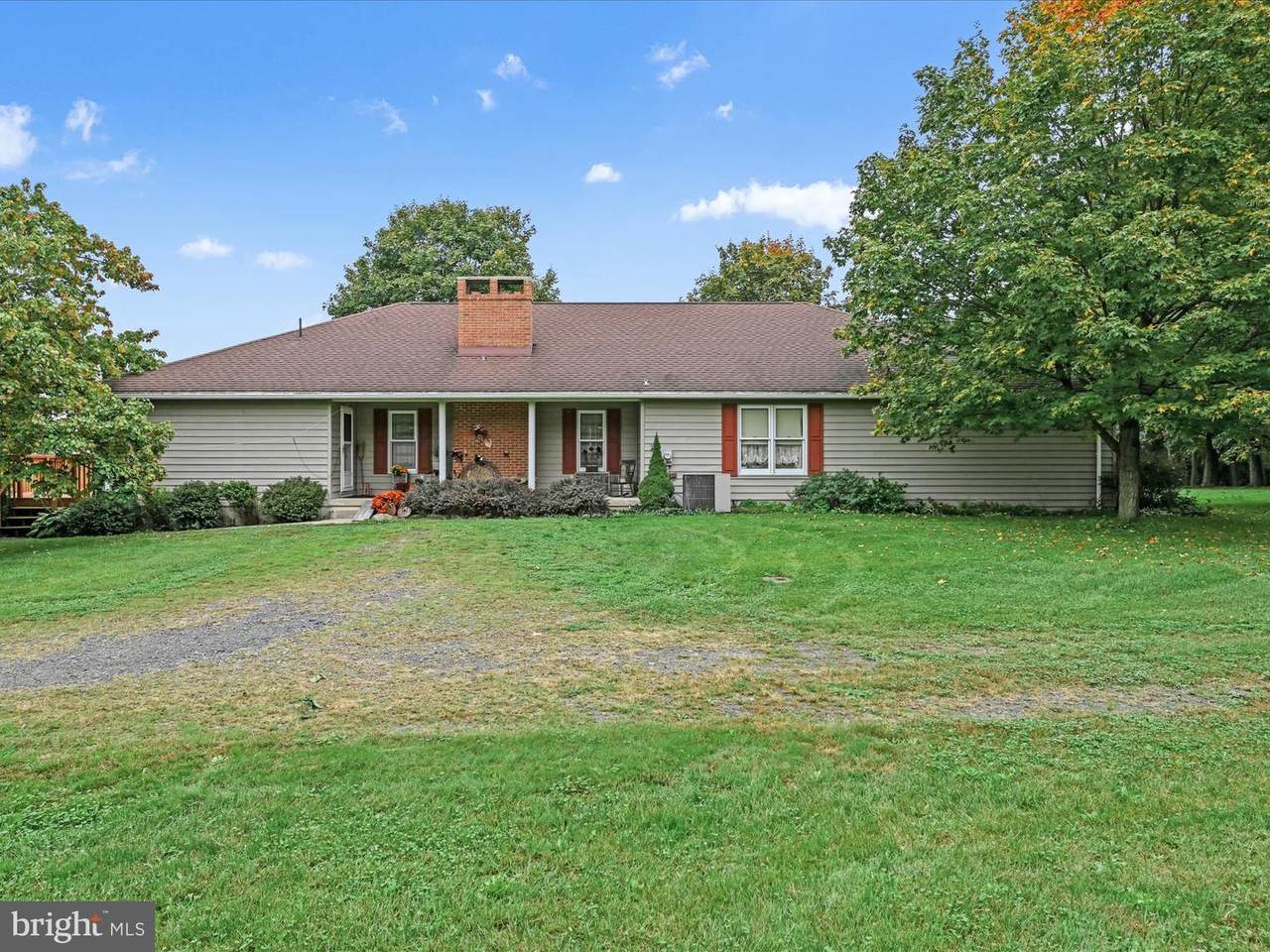 100 Sunrise Road - Photo 1