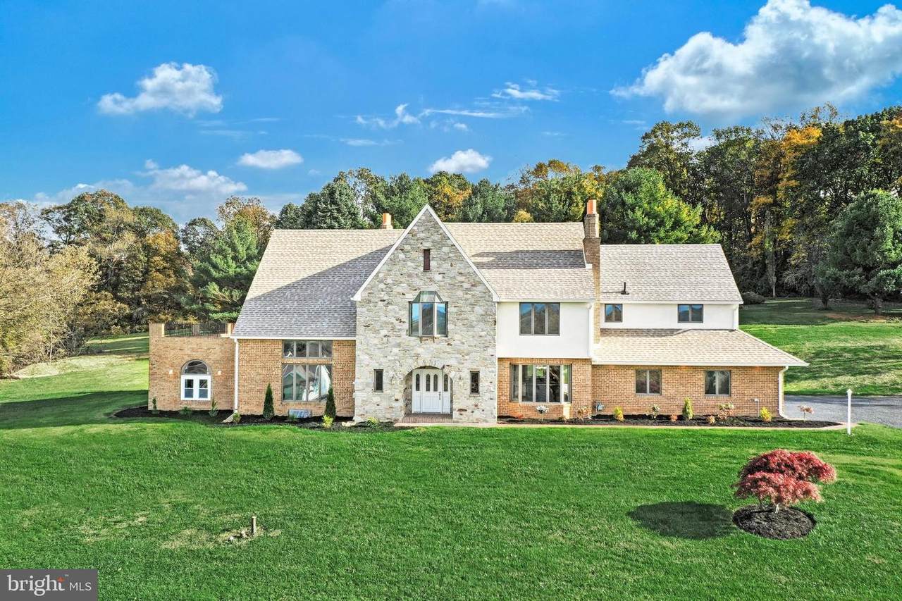 70 Vista Drive - Photo 1