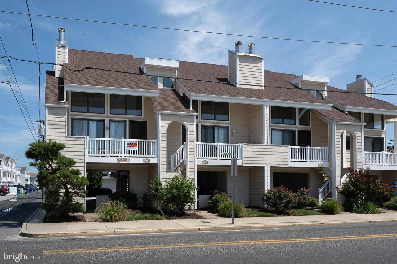 411 34TH Street - Photo 1