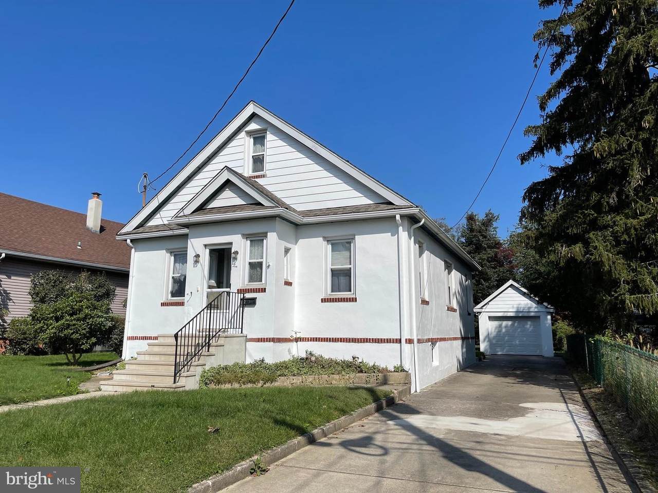 10 Oliver Ave - Photo 1