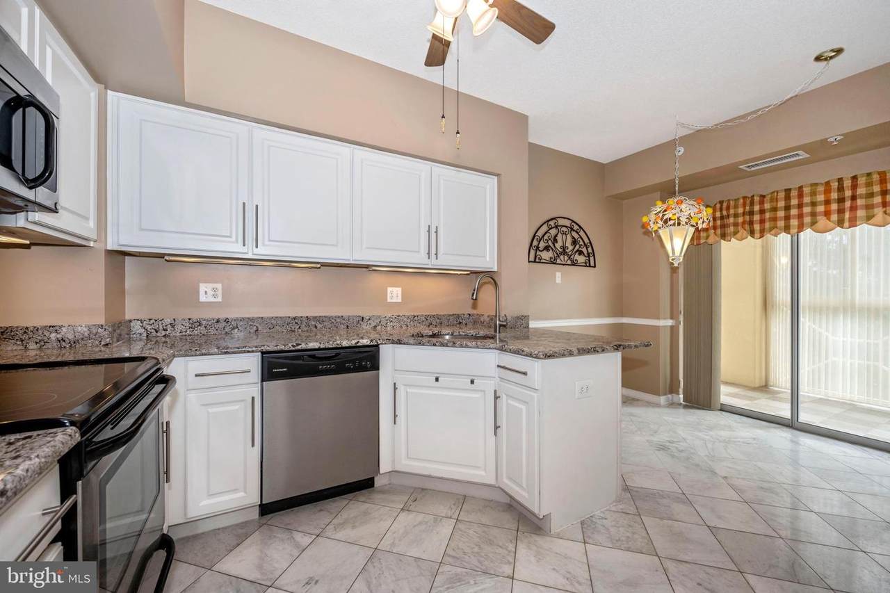 15000 Pennfield Circle - Photo 1