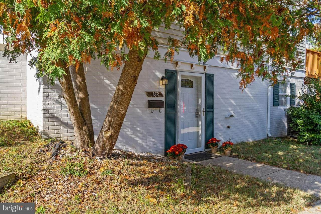 1482 Blockton Court - Photo 1