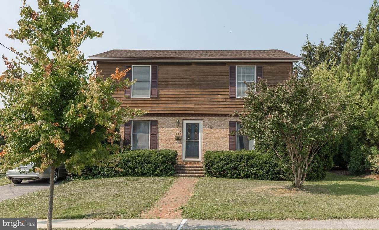 317 Sheridan Avenue - Photo 1