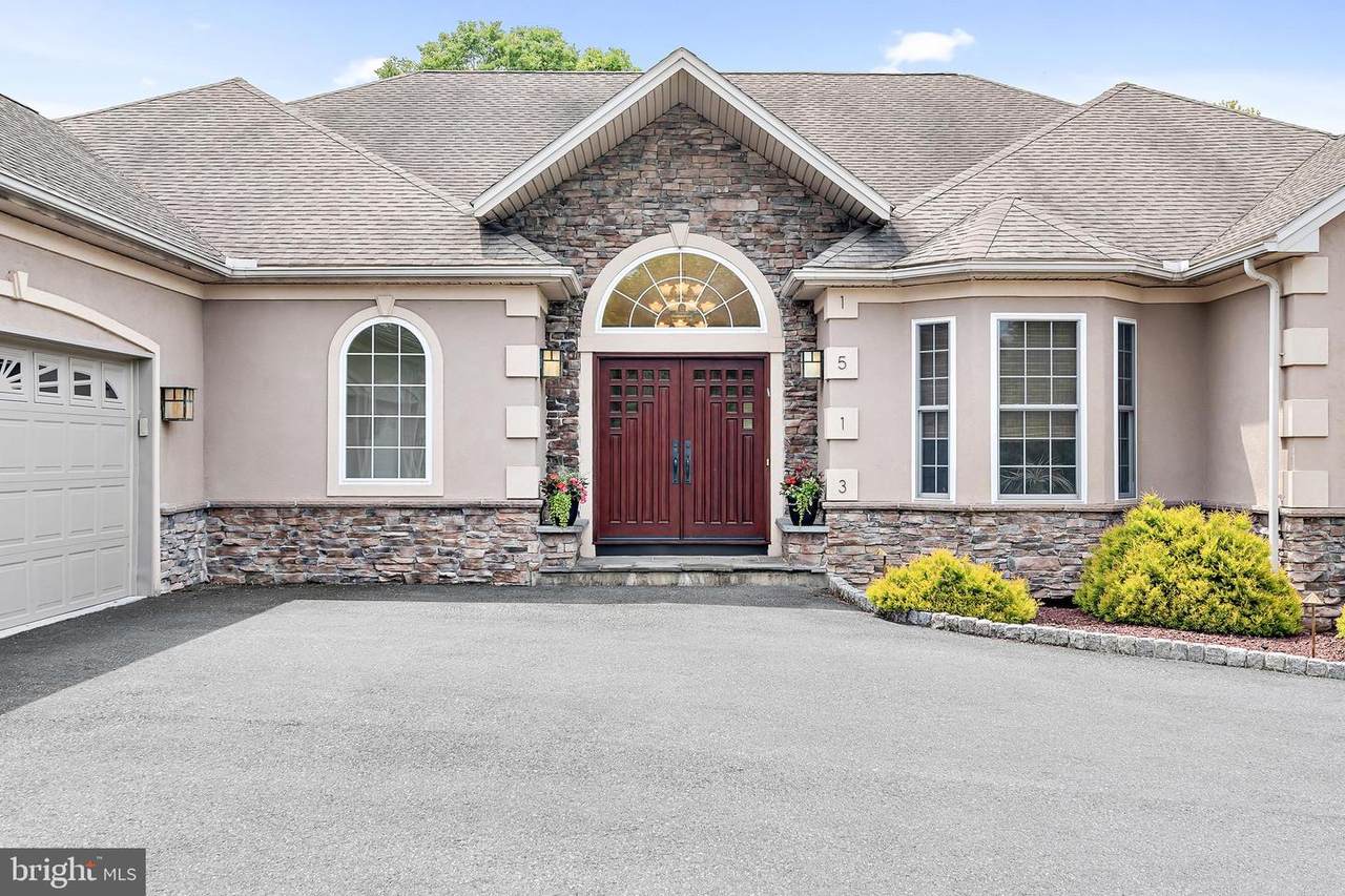 1513 Woodcreek Drive - Photo 1