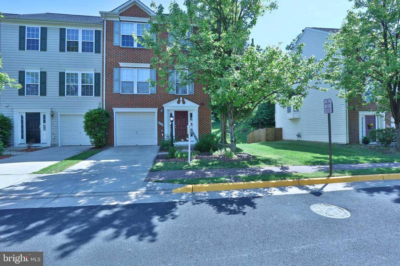 8039 Horseshoe Cottage Circle - Photo 1