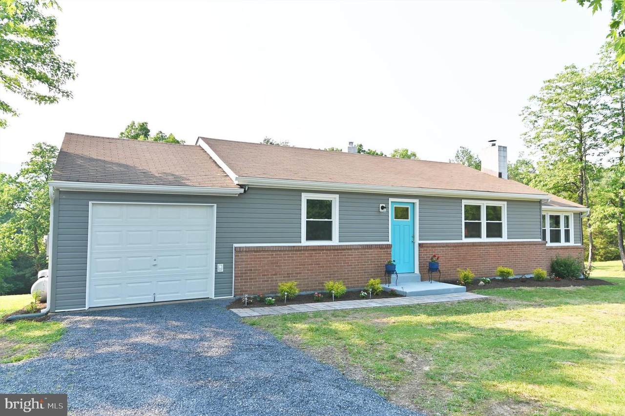 220 Kings Acre Lane - Photo 1