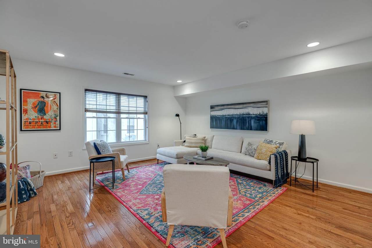 1109 Montrose Street - Photo 1
