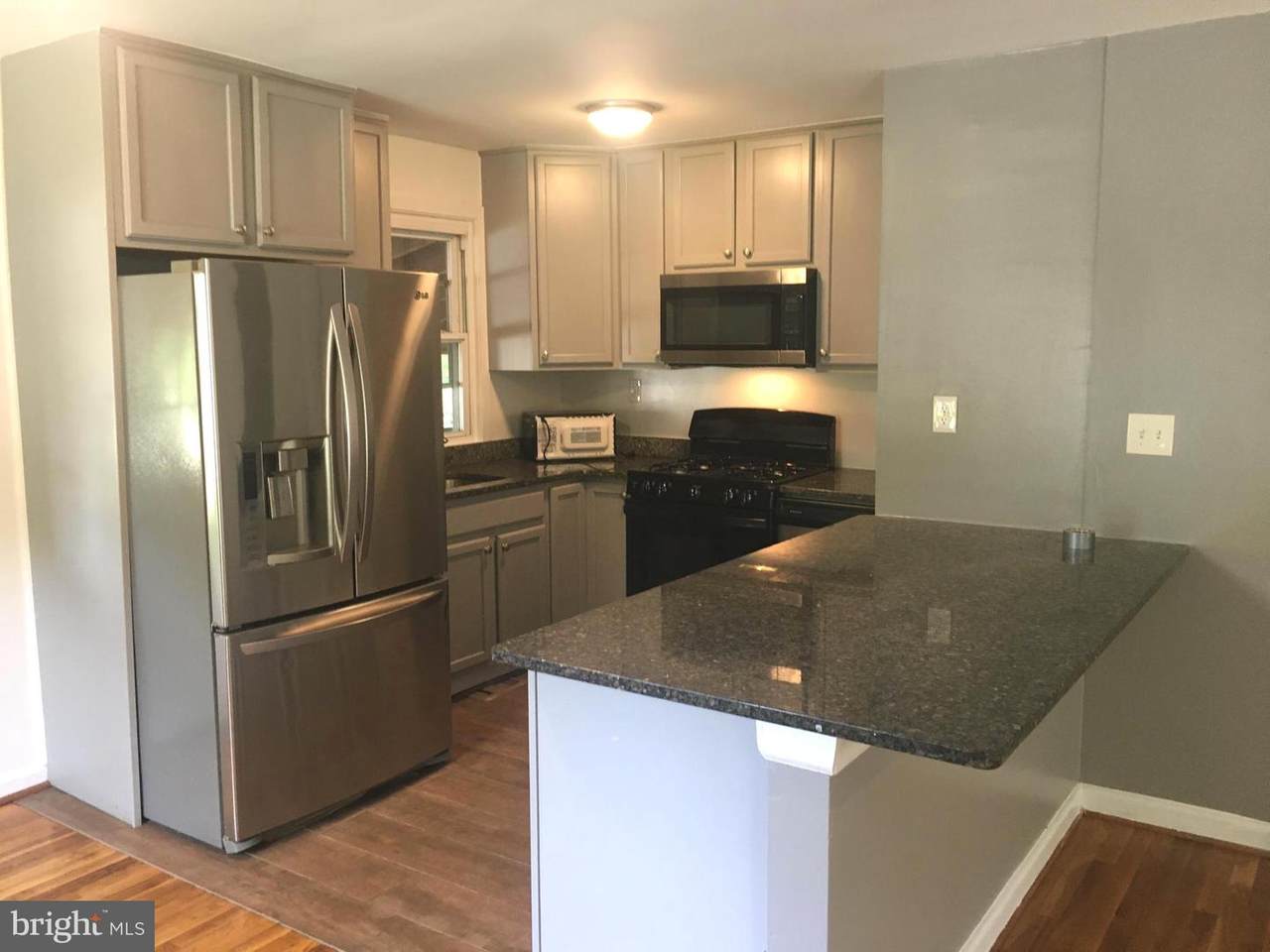 10607 Tenbrook Drive - Photo 1