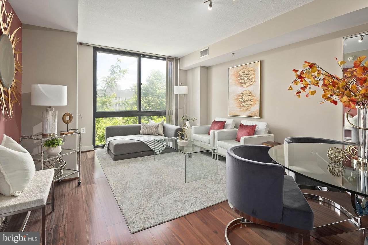 2451 Midtown Avenue - Photo 1
