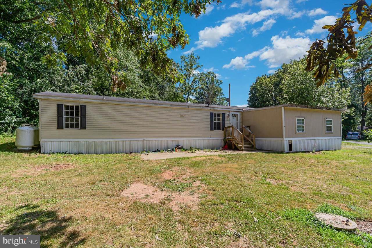 60 Pine Tree Road - Photo 1