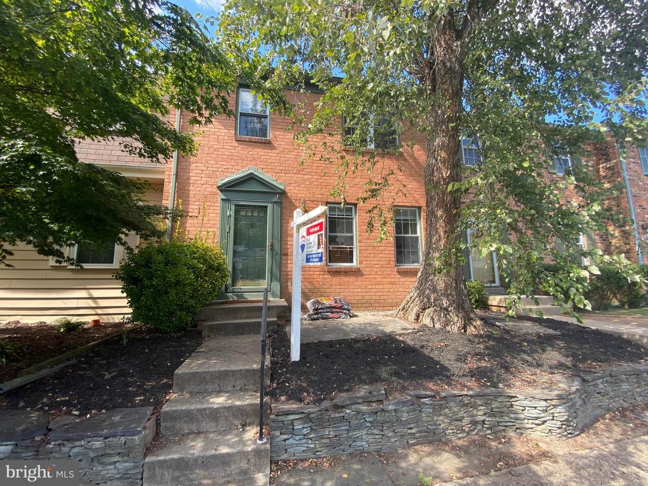 8232 Stationhouse Court - Photo 1