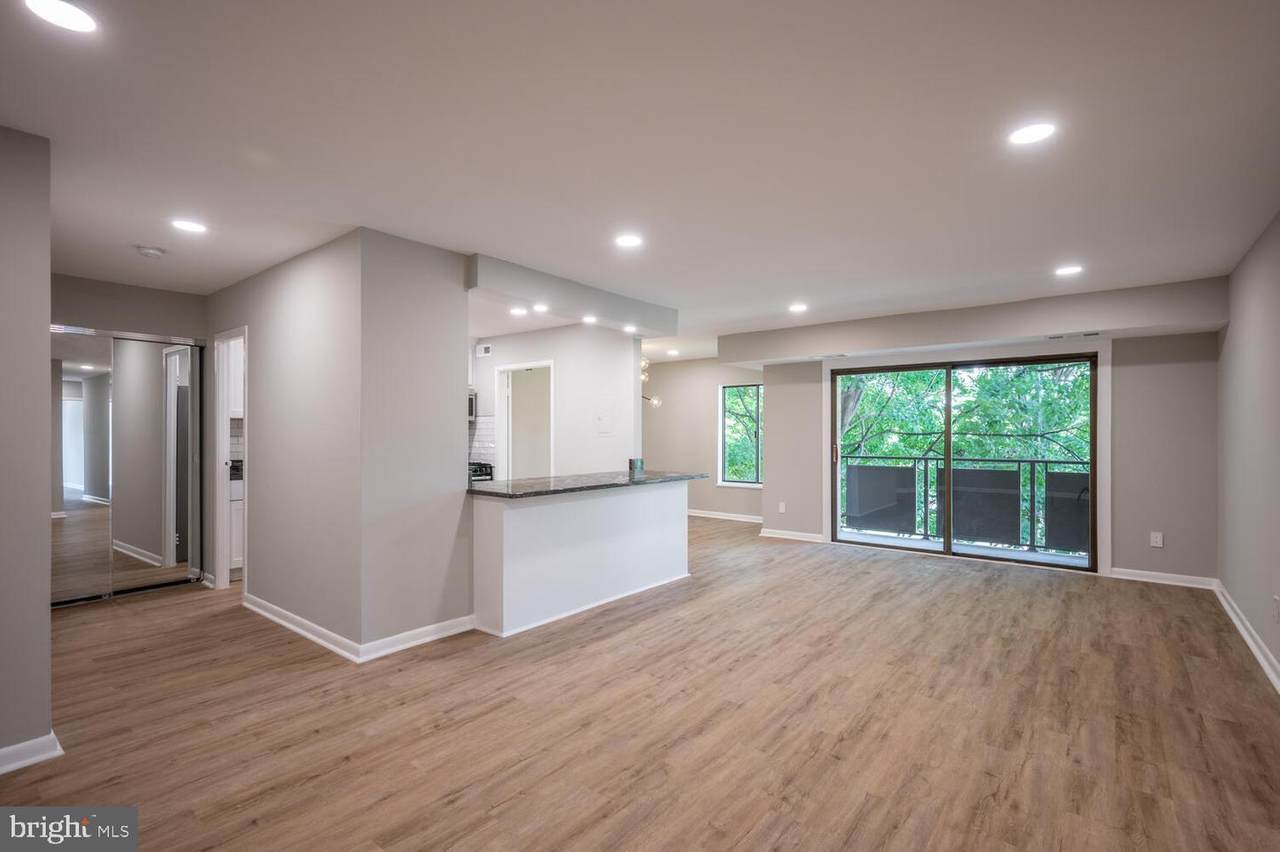 6001 Arlington Boulevard - Photo 1