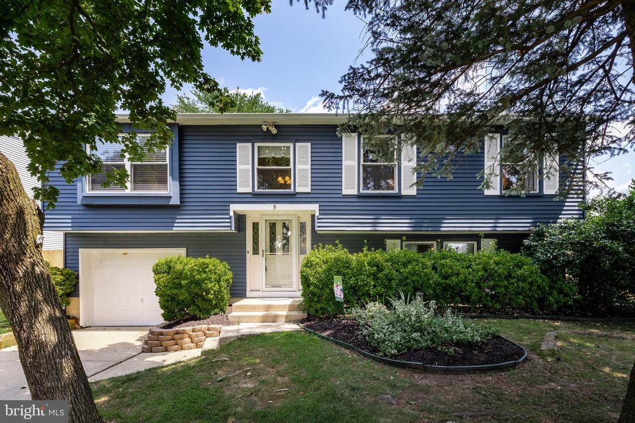5 Candlewood Circle - Photo 1