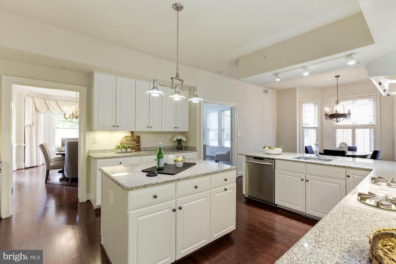 10400 Strathmore Park Court - Photo 1