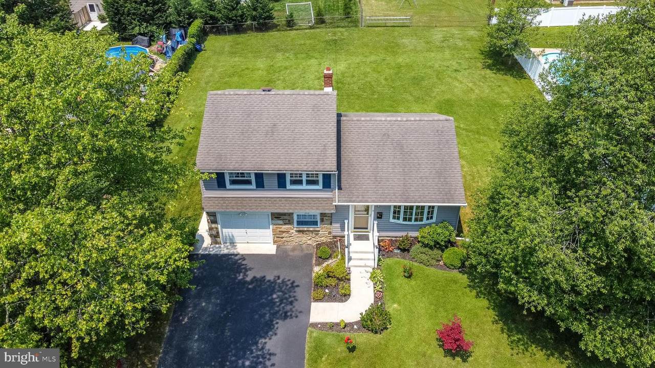312 Gibson Avenue - Photo 1