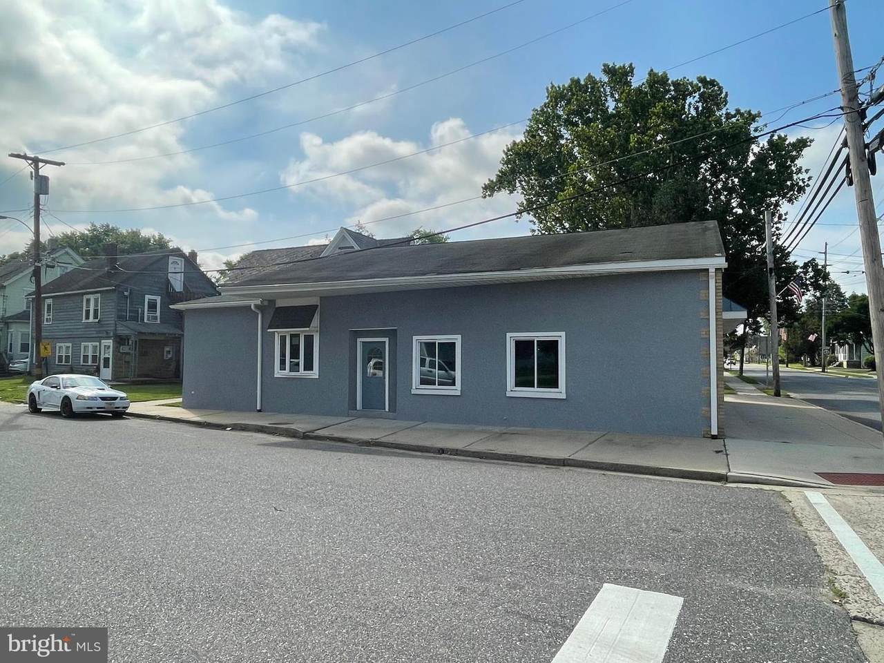 6-26- 28 East Avenue - Photo 1