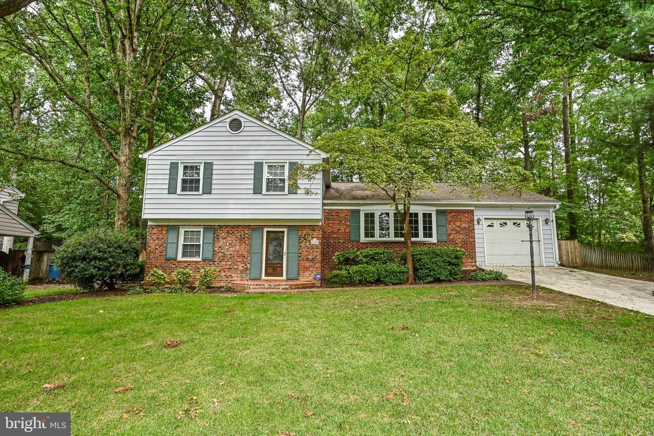 6209 Fernleigh Boulevard - Photo 1