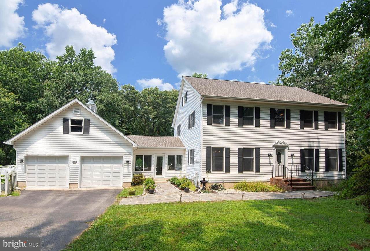 805 Hedge Hopper Lane - Photo 1