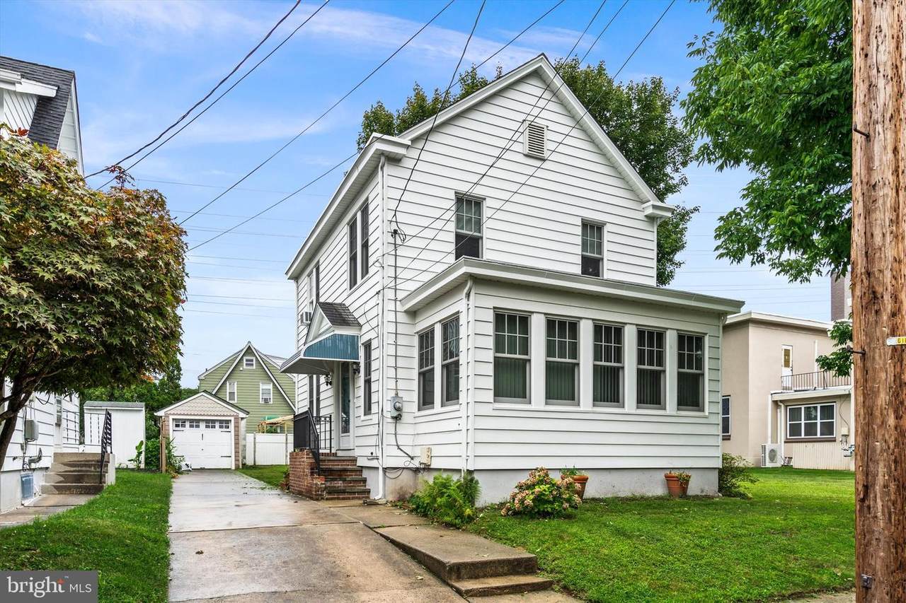 30 Lillian Ave - Photo 1