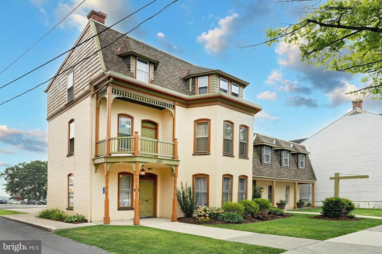 224-228 Baltimore Street - Photo 1