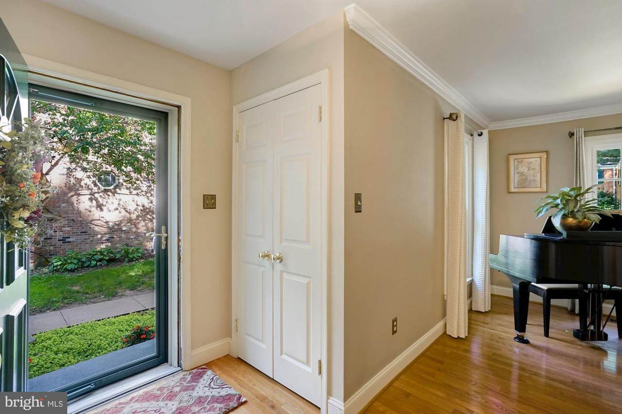 7923 Birchtree Court - Photo 1