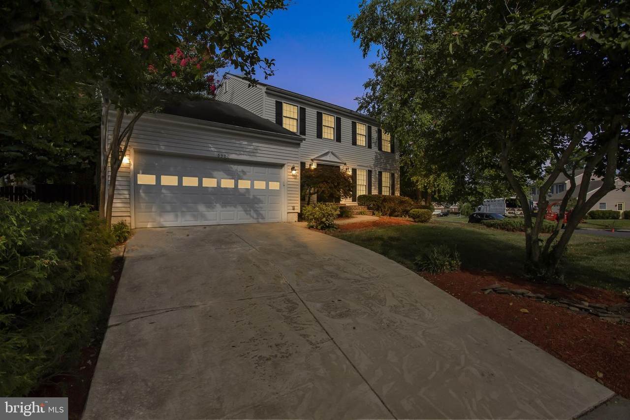 6300 Stonehunt Way - Photo 1