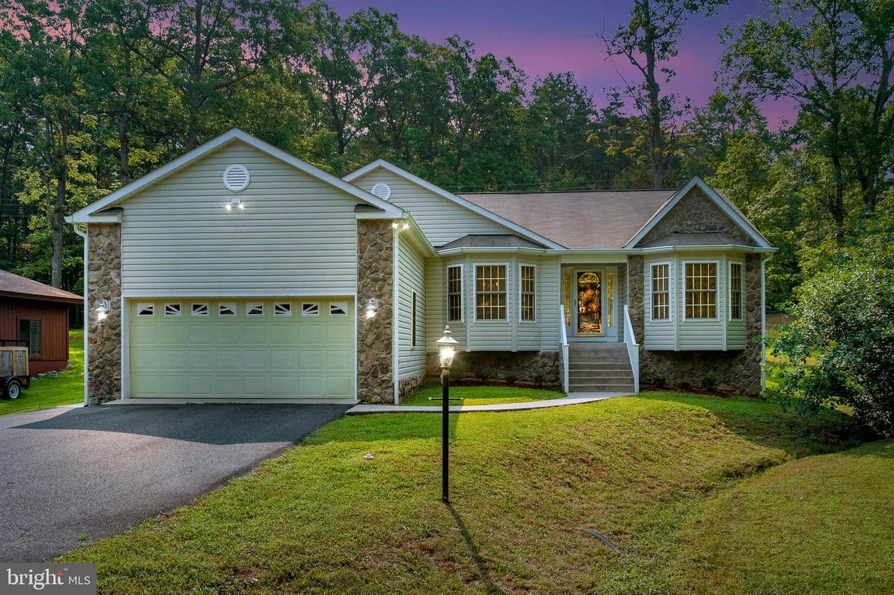 301 Monticello Circle - Photo 1