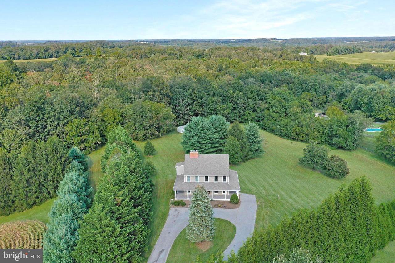 15715 Dover Road - Photo 1