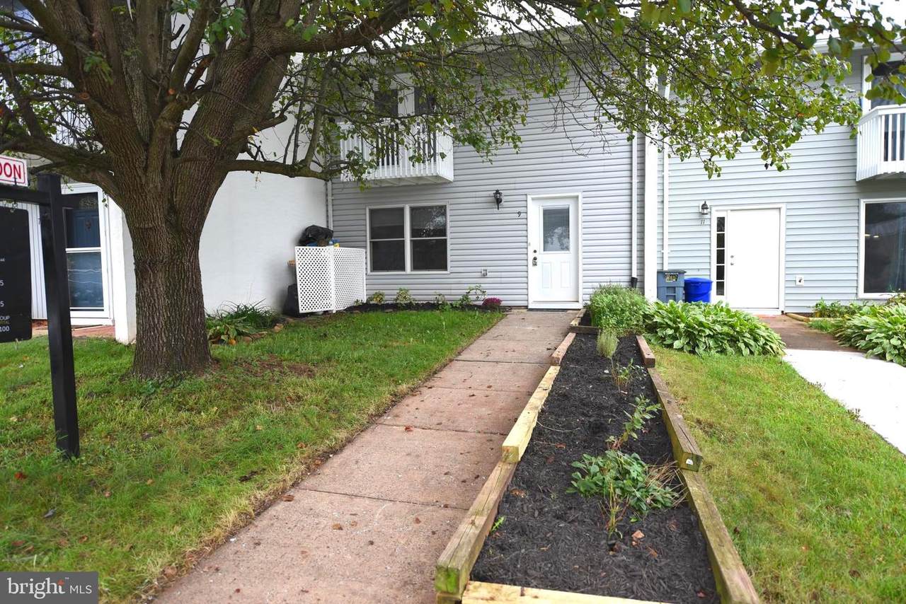 9 Carolina Court - Photo 1