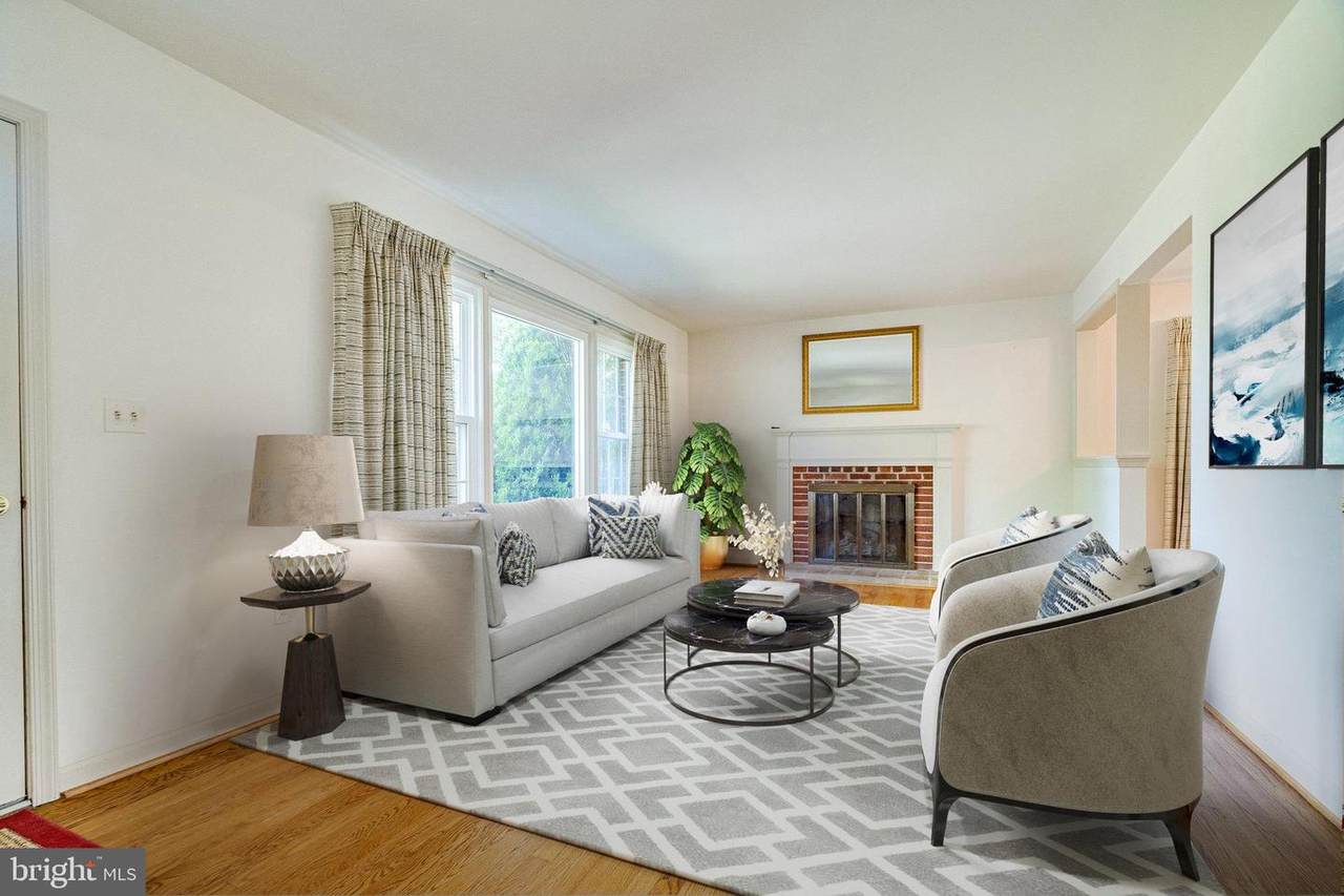 927 Nottingham Street - Photo 1
