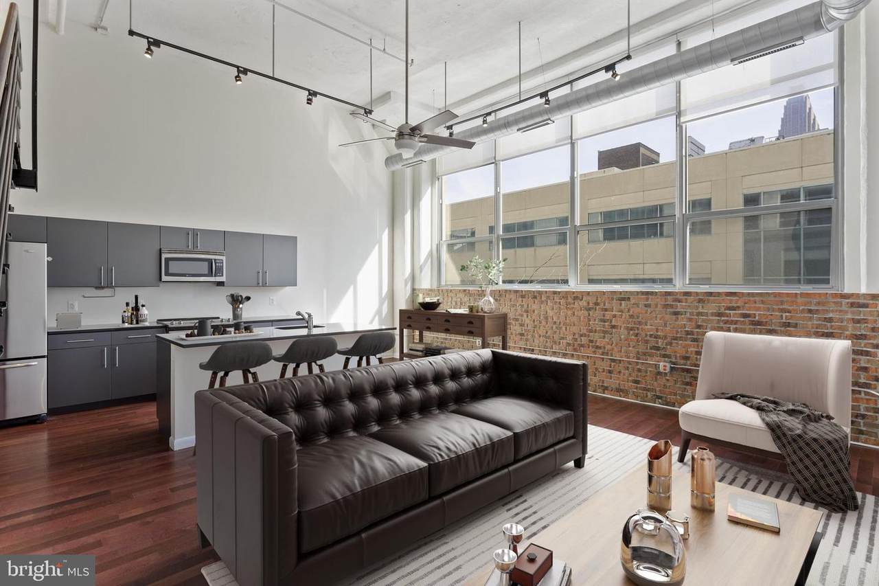 2200 Arch Street - Photo 1
