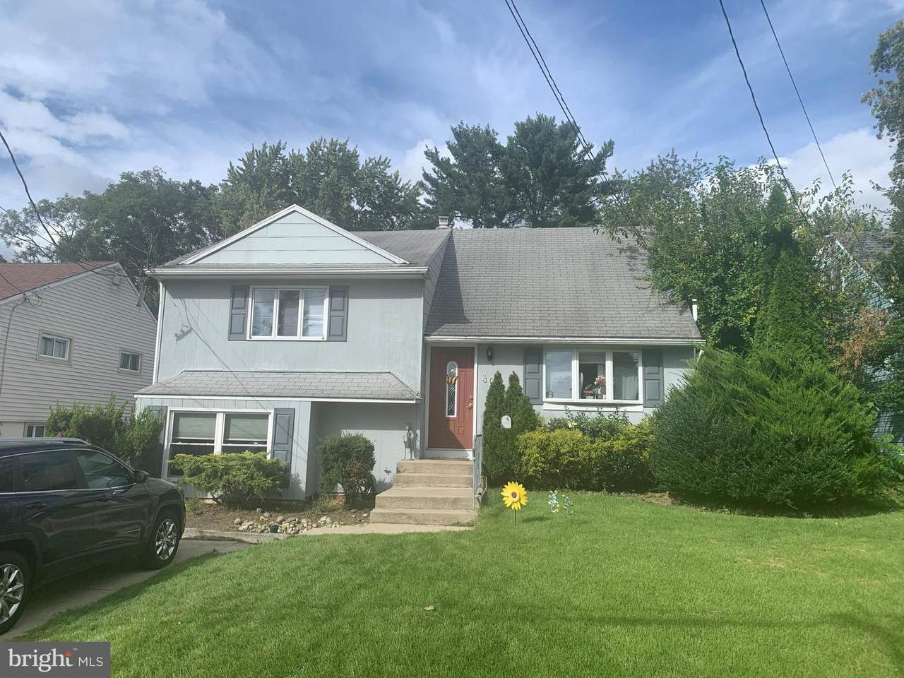 407 University Boulevard - Photo 1