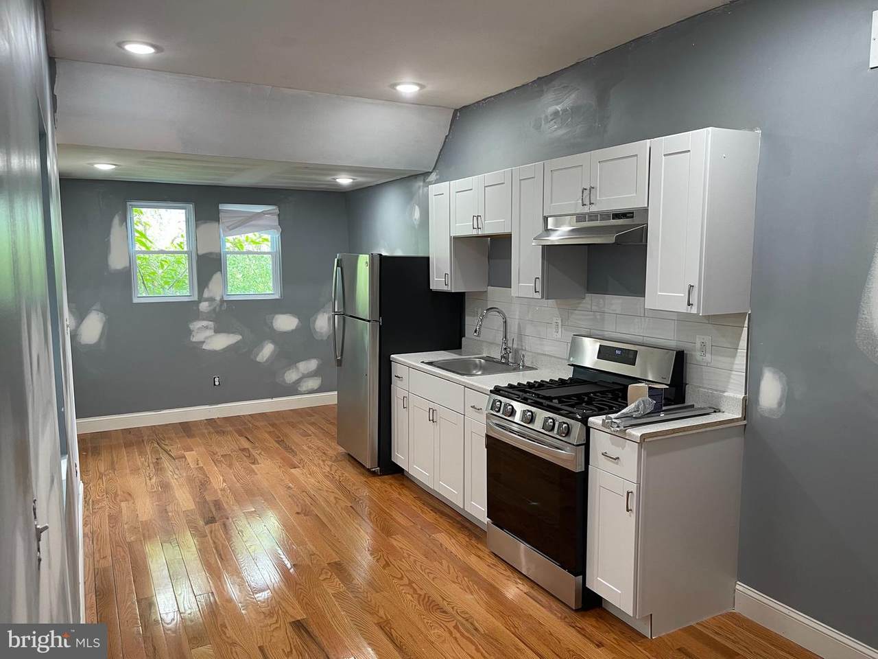 4915 Hoopes Street - Photo 1