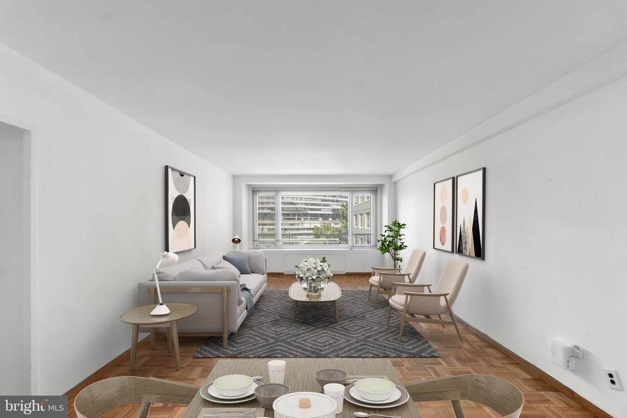 2475 Virginia Avenue - Photo 1