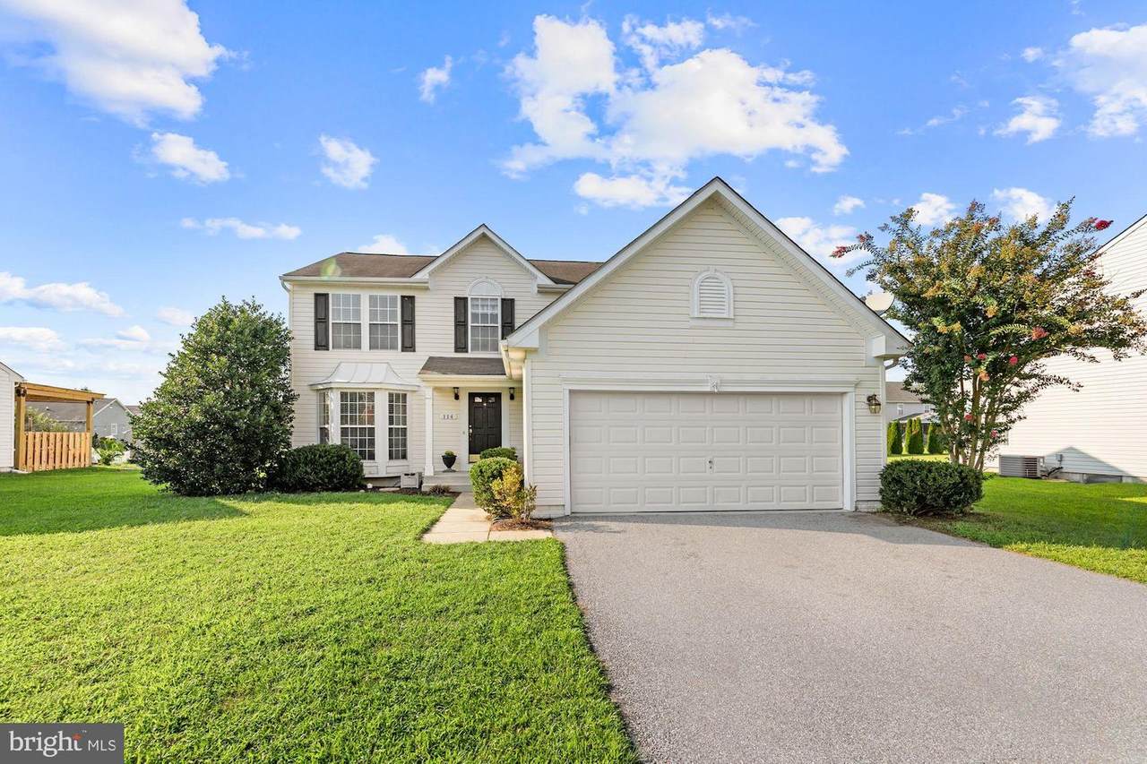 114 Paddock Drive - Photo 1