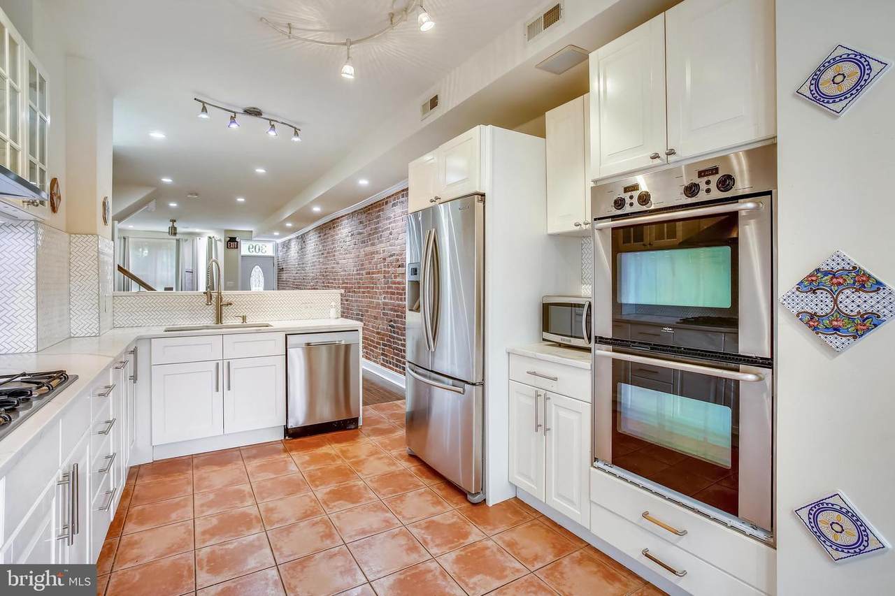309 K Street - Photo 1
