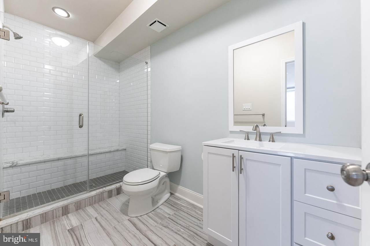 325 Allen Street - Photo 1
