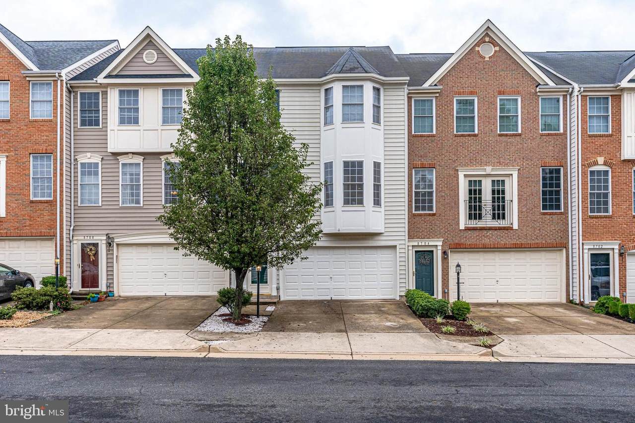 8706 Phipps Farm Way - Photo 1